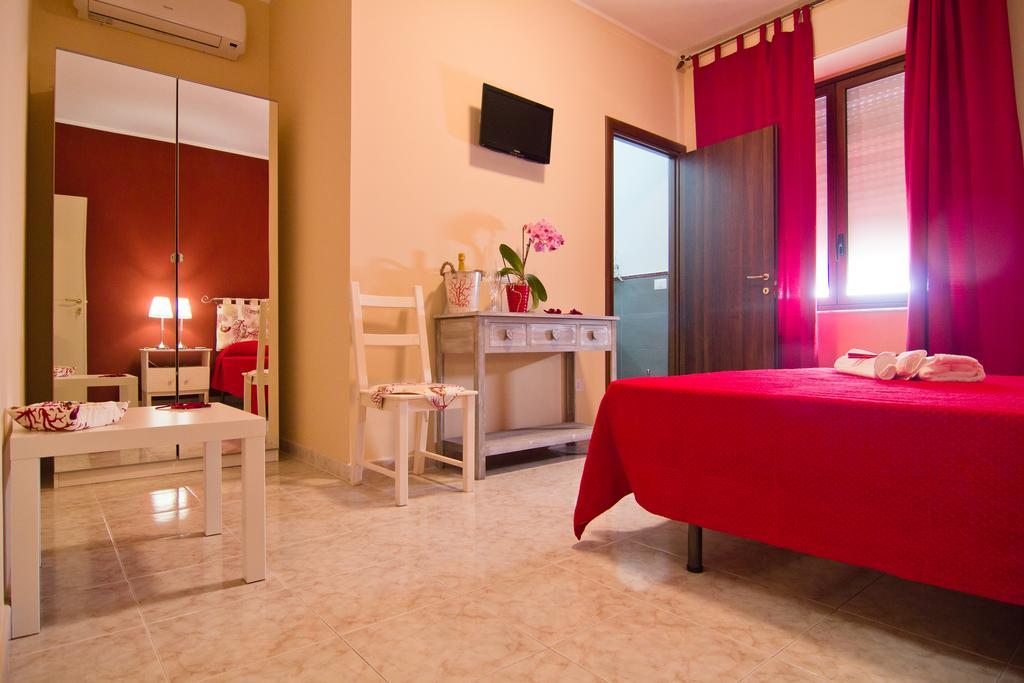 B&B Tifeo Villafranca Tirrena Habitación foto